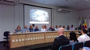 Reitoria da UEM realiza reunião sobre as medidas solicitadas pelo Governo Estadual